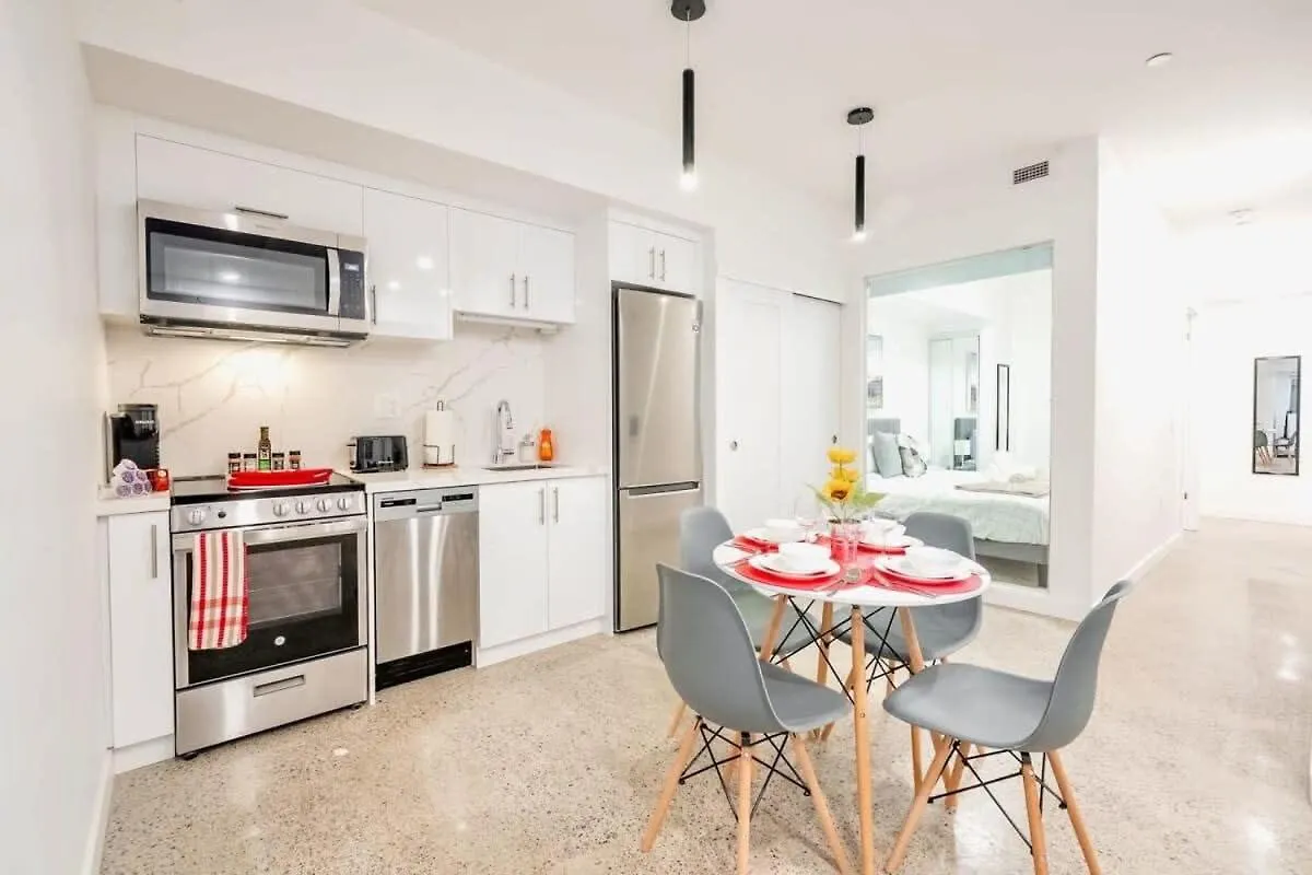 Modern 2Br Apartment - Regent Park Near Downtown Toronto
