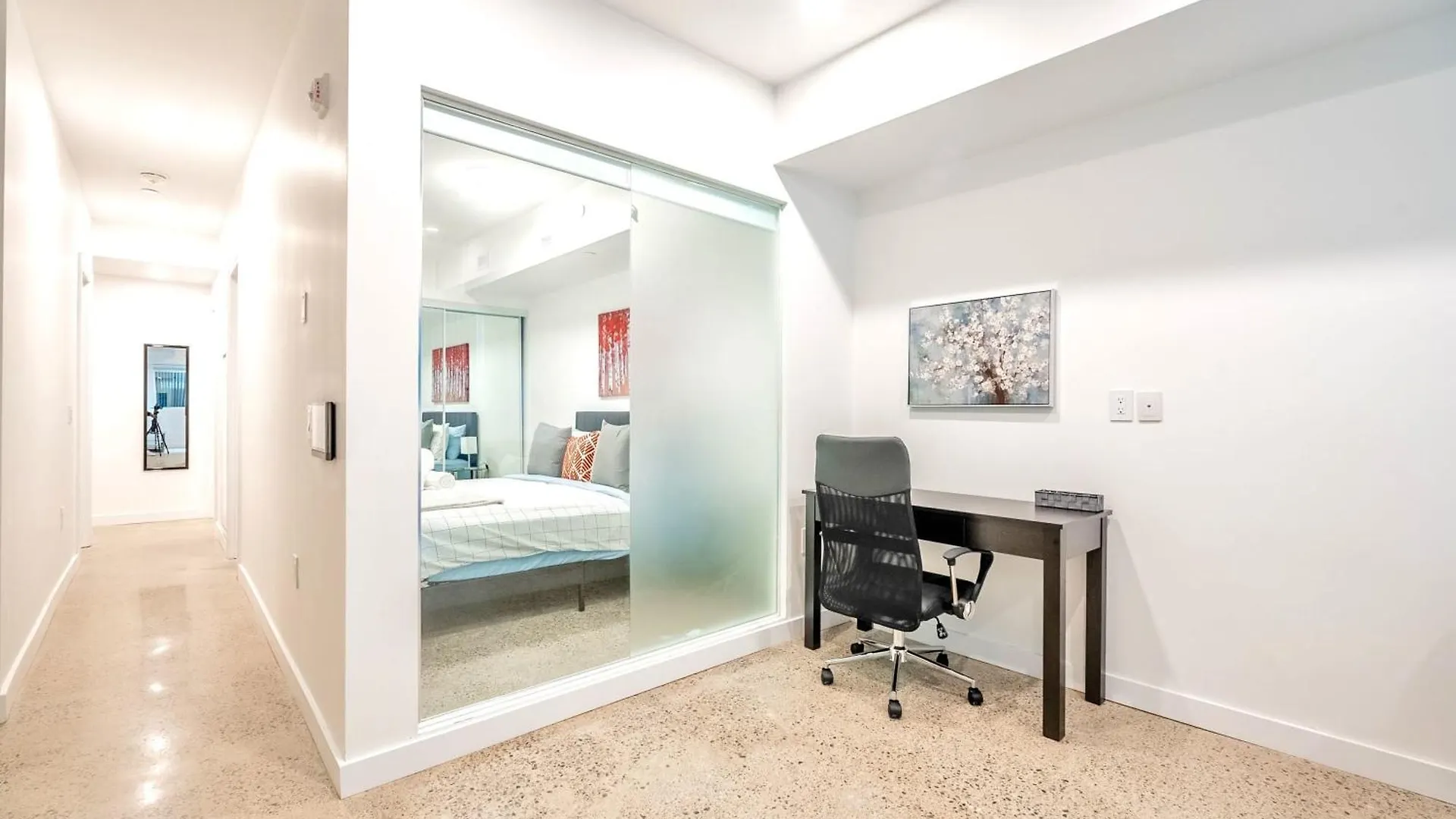 Modern 2Br Apartment - Regent Park Near Downtown Toronto