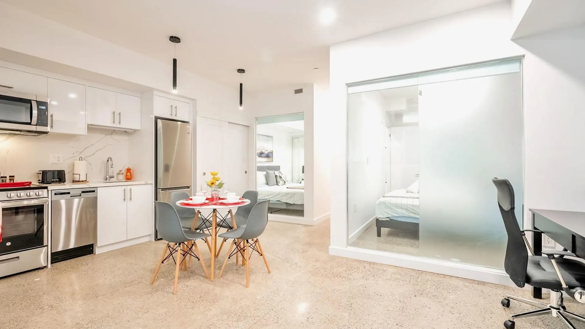 Modern 2Br Apartment - Regent Park Near Downtown トロント 0*,